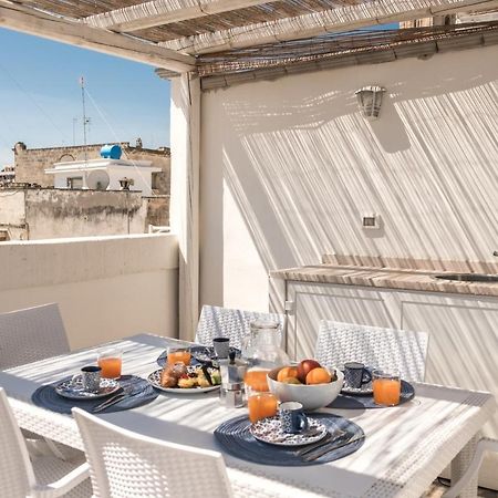 Dimore Del Borgo Antico - L'Altana Vista Mare Монополи Экстерьер фото