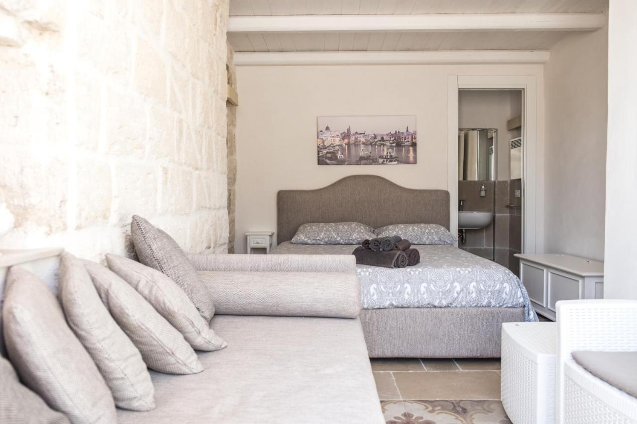 Dimore Del Borgo Antico - L'Altana Vista Mare Монополи Экстерьер фото