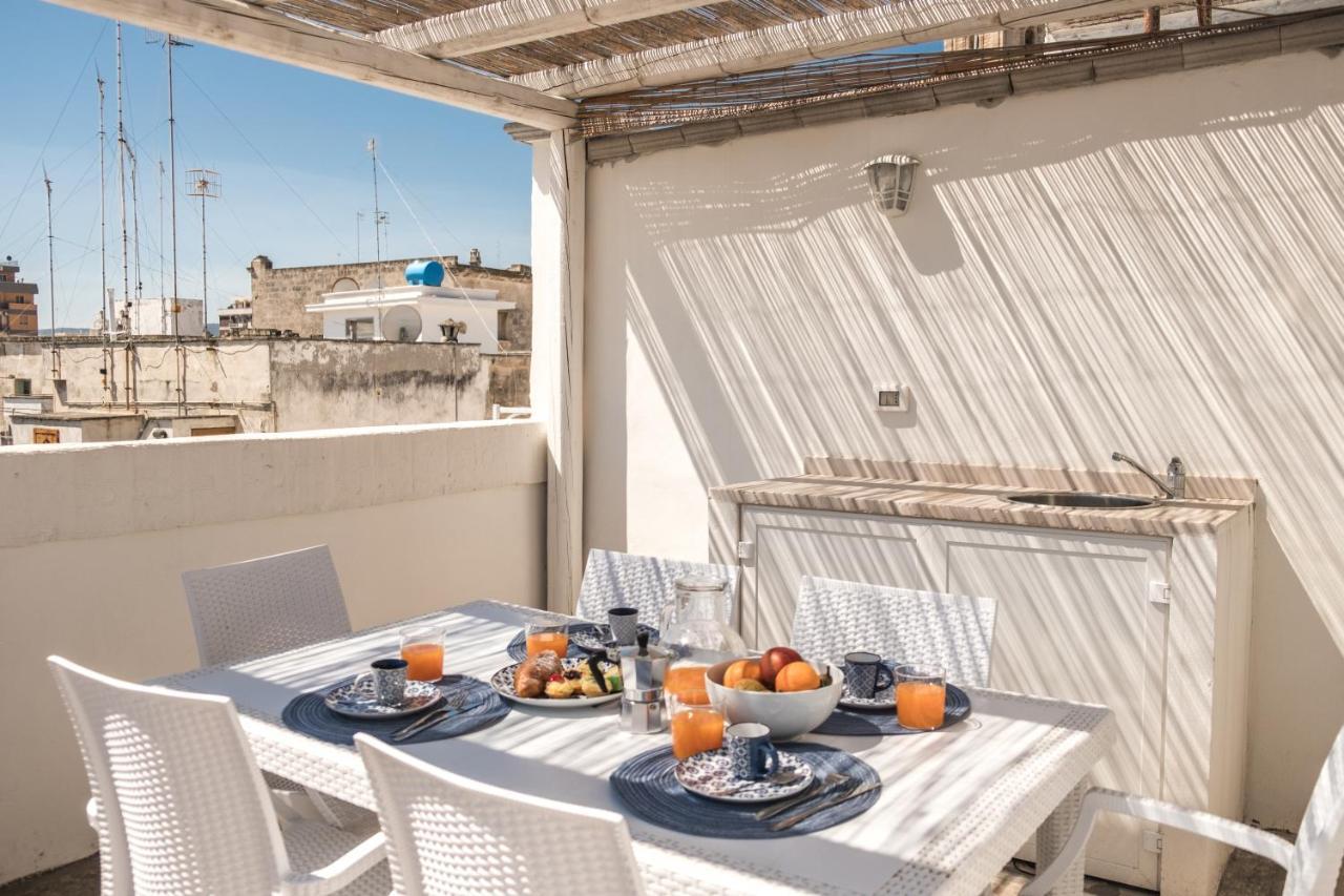 Dimore Del Borgo Antico - L'Altana Vista Mare Монополи Экстерьер фото
