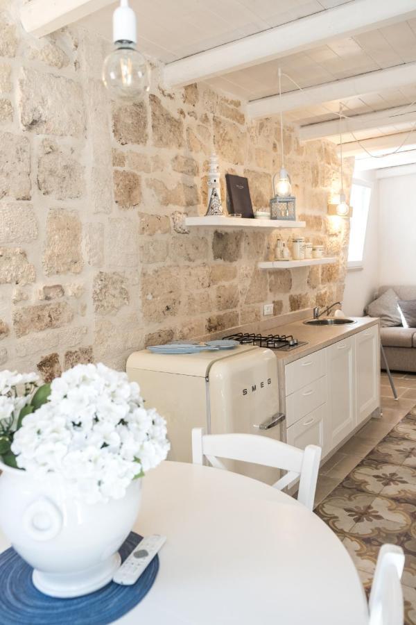Dimore Del Borgo Antico - L'Altana Vista Mare Монополи Экстерьер фото