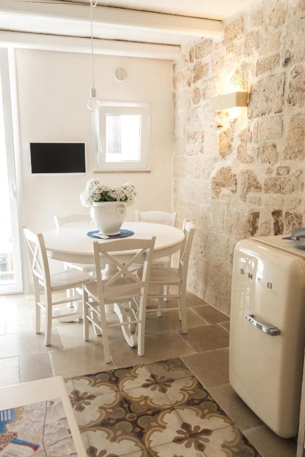 Dimore Del Borgo Antico - L'Altana Vista Mare Монополи Экстерьер фото