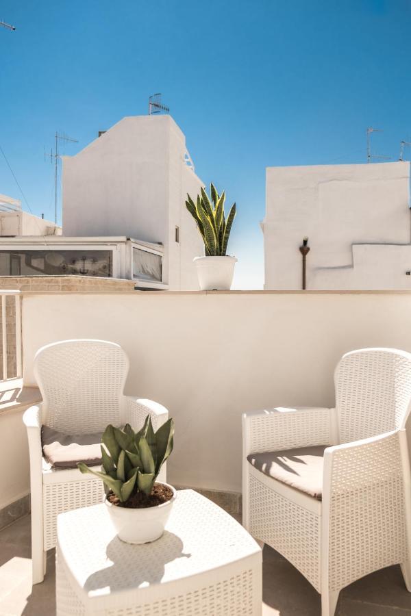 Dimore Del Borgo Antico - L'Altana Vista Mare Монополи Экстерьер фото
